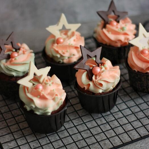 Chocolate cupcakes with mango-passion fruit filling. Set of 6pcs