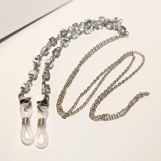 Chain for glasses