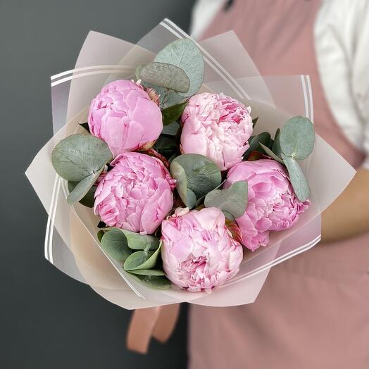 Bouquet of pink Peonies with Eucalyptus (5 pcs)