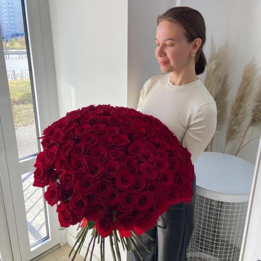 101 красная роза Эквадор