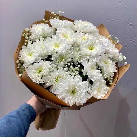 Букет из кустовых хризантем
