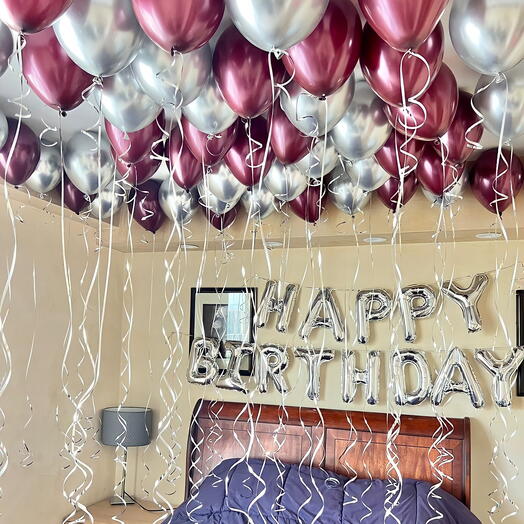 Chrome balloons on the sealing silver   burgundy 100 pieces. Text Happy birthday