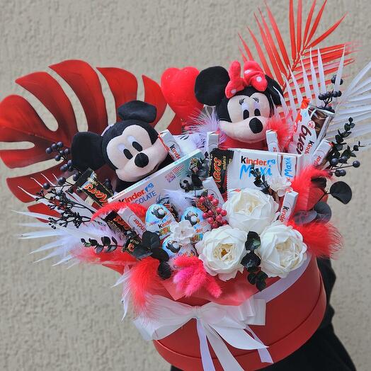 Red Mickie mouse