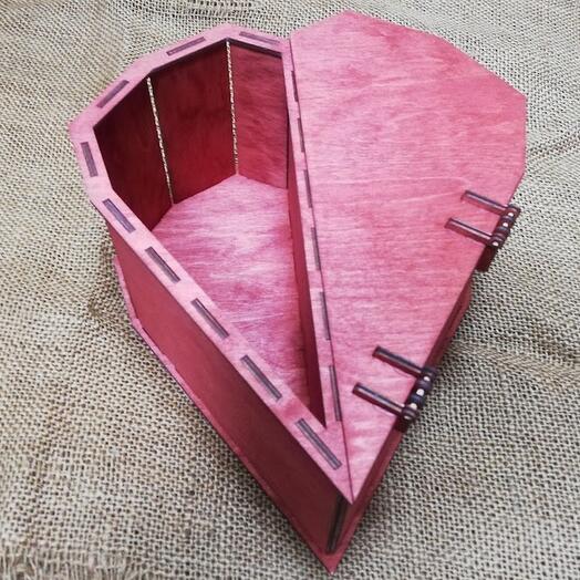 Шкатулка для цветов "сердце"