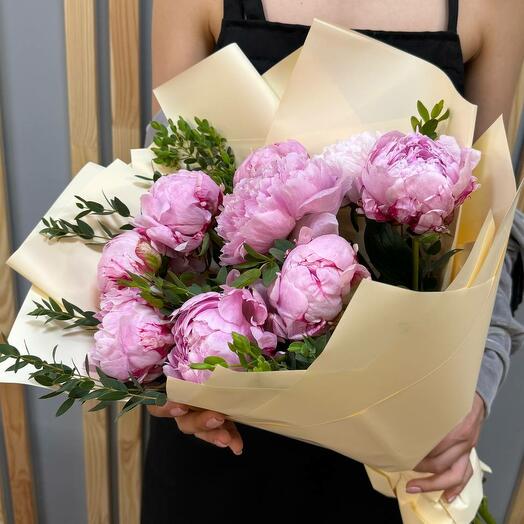 Peony bouquet "Bernard"