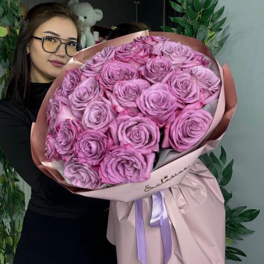 Моно букет из 25 роз