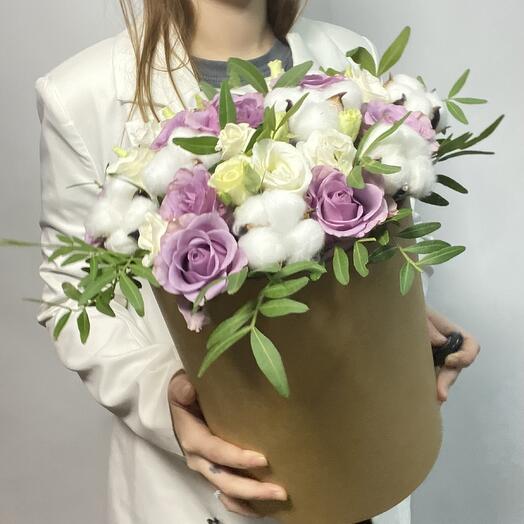 Букт в коробке с хлопком