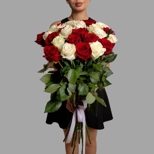 Букет 25 микс метровых роз