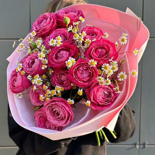 Bouquet of peony roses and daisies