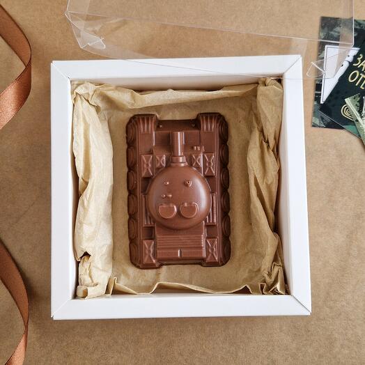 Шоколадный танк в подарок мужчине, папе, мужу