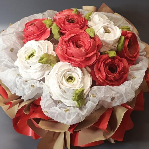 Букет зефирные ранункулюсов