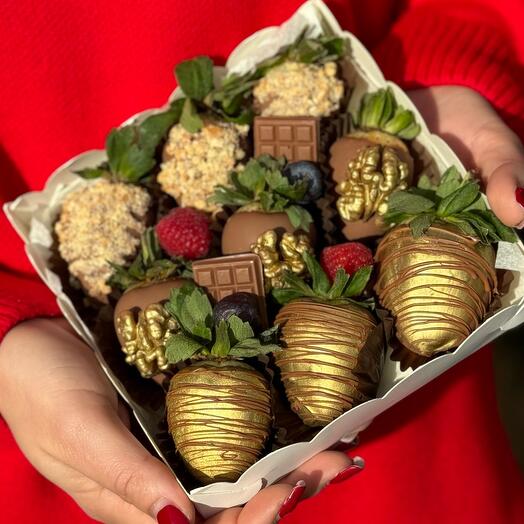 Un conjunto de Fresas en chocolate "Premium" 9 piezas