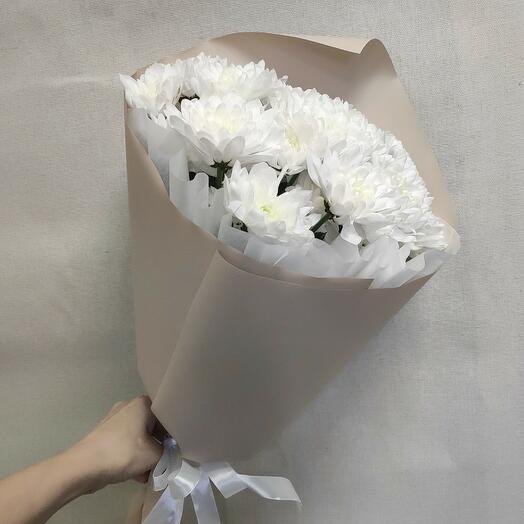 Bouquet of 3 white chrysanthemums