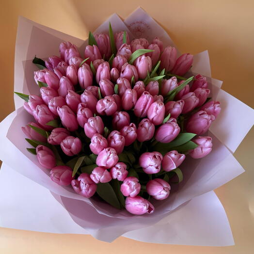 81 Tulips Bouquet