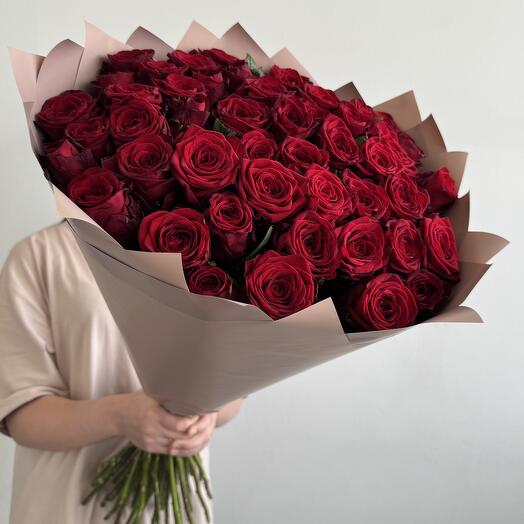 Elegante ramo de rosas rojas 51 70cm