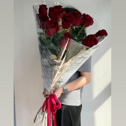 Букет из 11 красных метровых роз