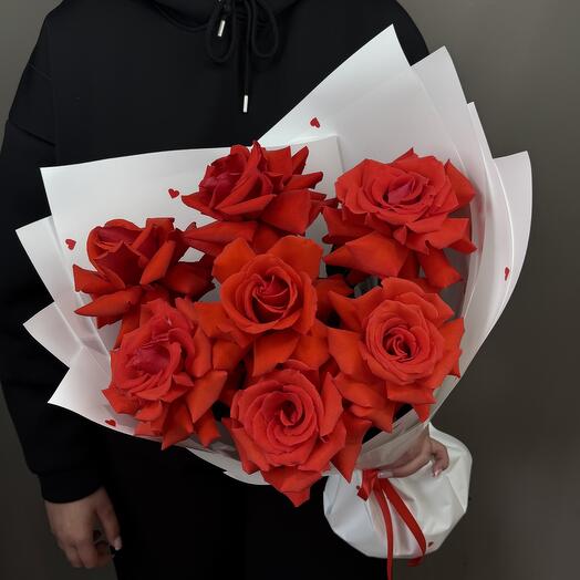 Алые розы (7 шт)