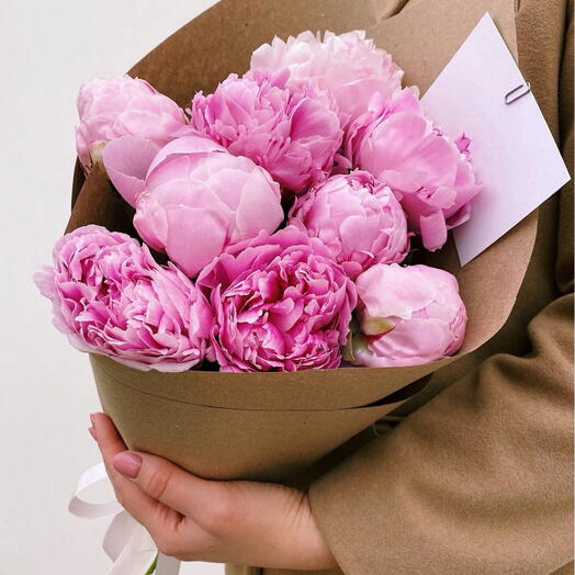 Sarah Bernardt Peony 9 pcs