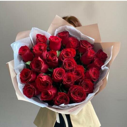 Красные розы 25