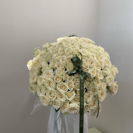 101 white roses
