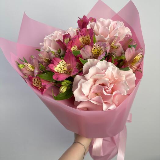 Авторский букет 💘с нежными французскими розами и альстромериями