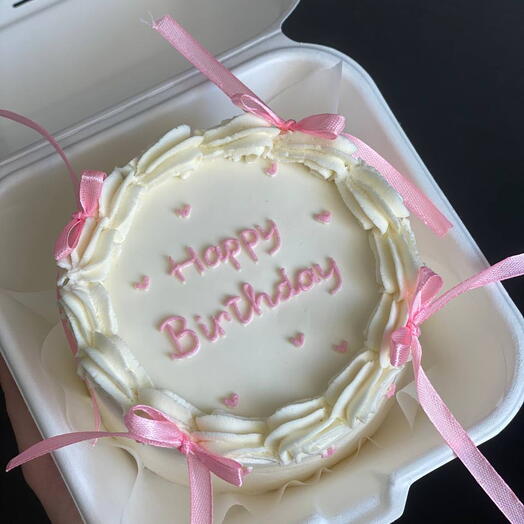Бенто торт Happy Birthday с бантиками и рюшами для девушки, жены, сестры, дочери