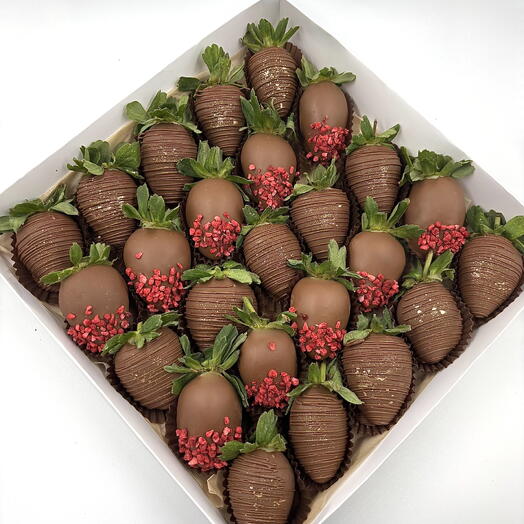 Клубника в бельгийском шоколаде 25 ягод 🍓