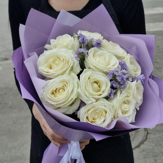 Букет с розами и статицей 💜