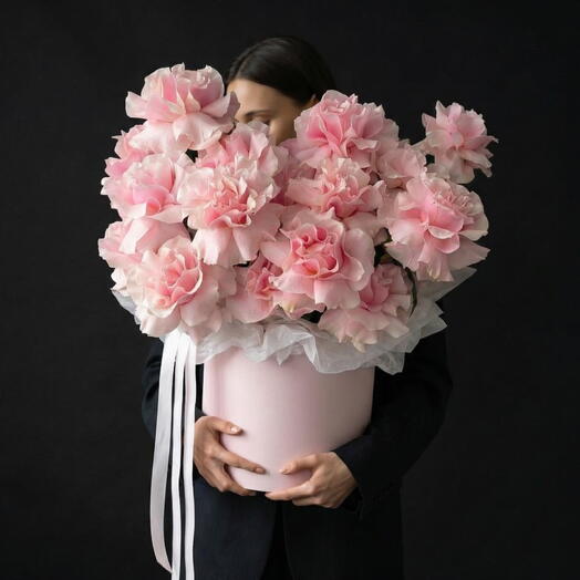 Французские розы в коробке