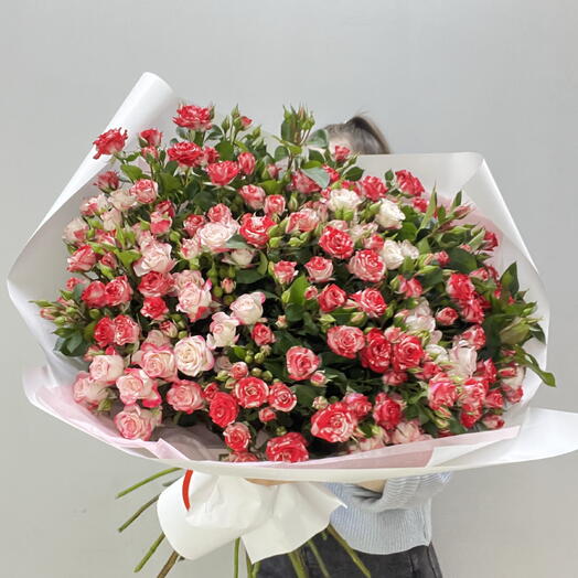 Букет Микс из кустовых роз