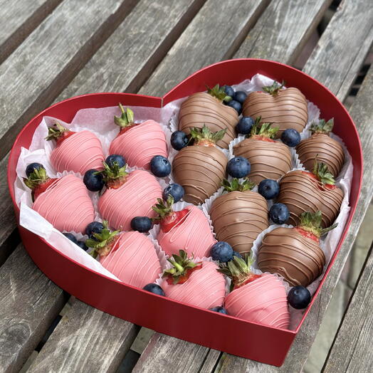Клубника в шоколаде сердце 🍫