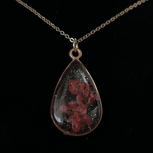 Кулон капля