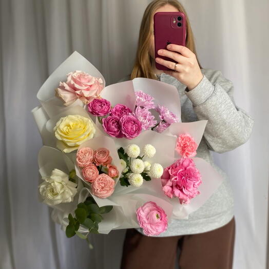 Трендовый дофаминовый букет m