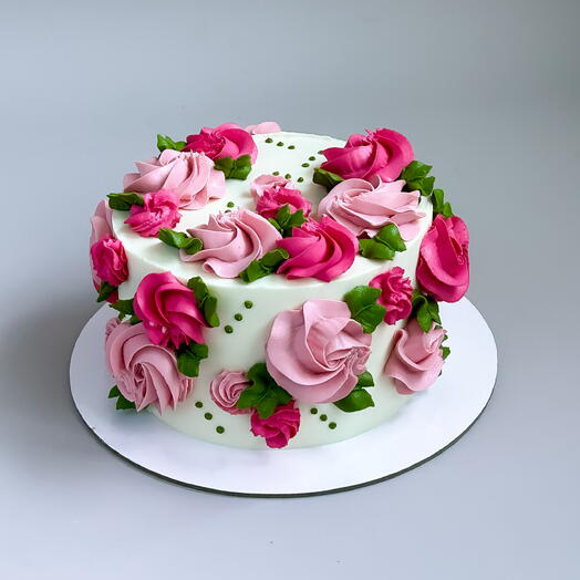 Торт 1.5кг с кремовыми цветами в подарок на праздник