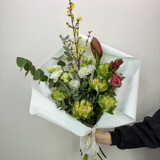 Амариллис сборный букет