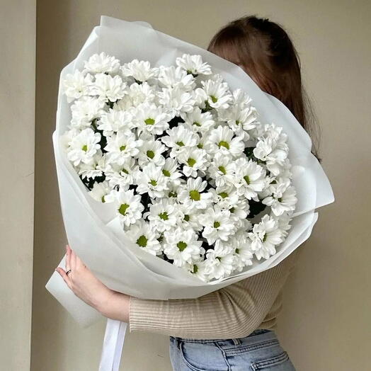 Букет хризантем ромашек