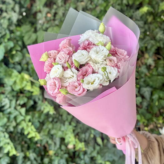 Букет розовой и белой кружевной эустомы 💓