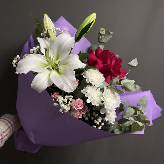 Букет с ароматной лилией 💐