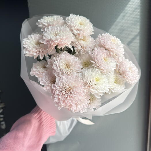 Нежный букет из кустовой хризантемы 🌸