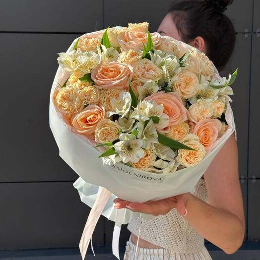 «Букет для Богини»️💖Шикарный букет с кустовыми розами, астромериями и розами Эквадор