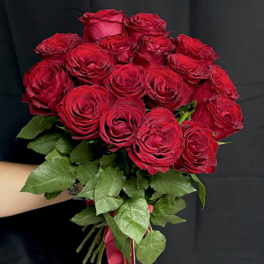 Букет 17 роз на ленте🌹
