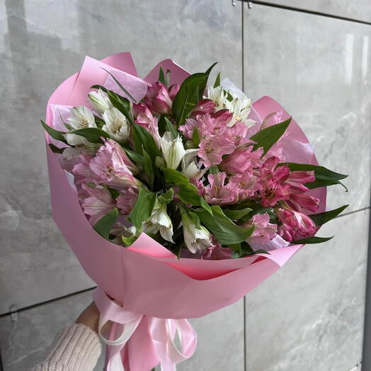 Микс из альстромерий