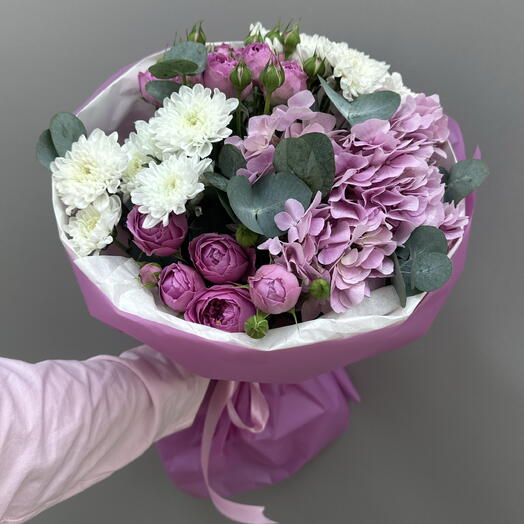 День знаний  🔔 шикарный букет с гортензией и пионовидной розой 🌸