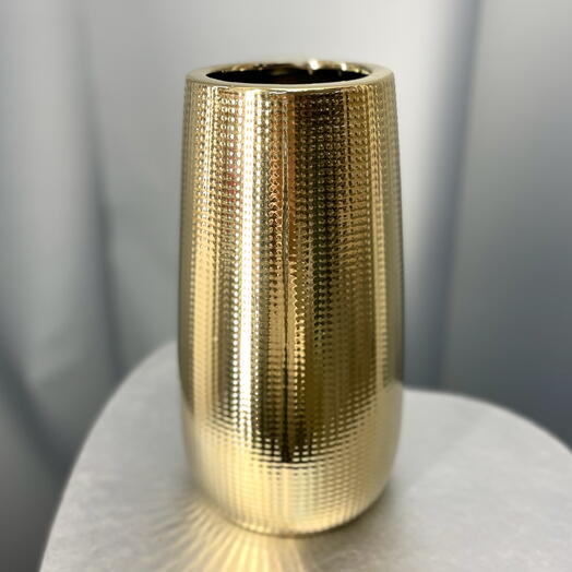 Ваза декоративная для цветов золотая