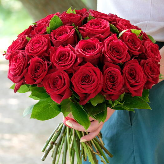 Букет из 31 красной розы "Классика"