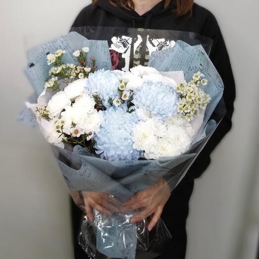 Букет 💐 с голубой хризантемой