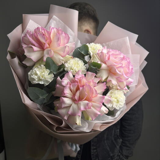 Букет 🎀🐚«Розовый жемчуг» 🦪🌸 с французскими розами и диантусами