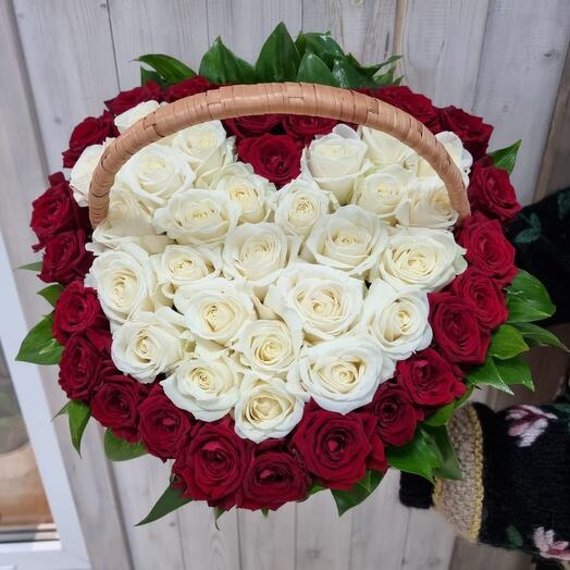 Basket of roses " For the Beloved "