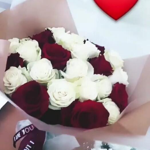 Bouquet of red and white roses