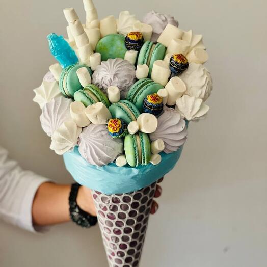 Chifre do gelado com doces